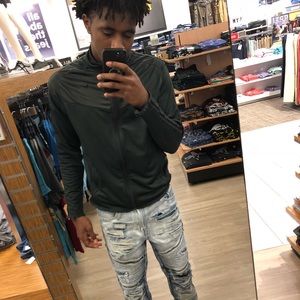 Meet your Posher, Erick